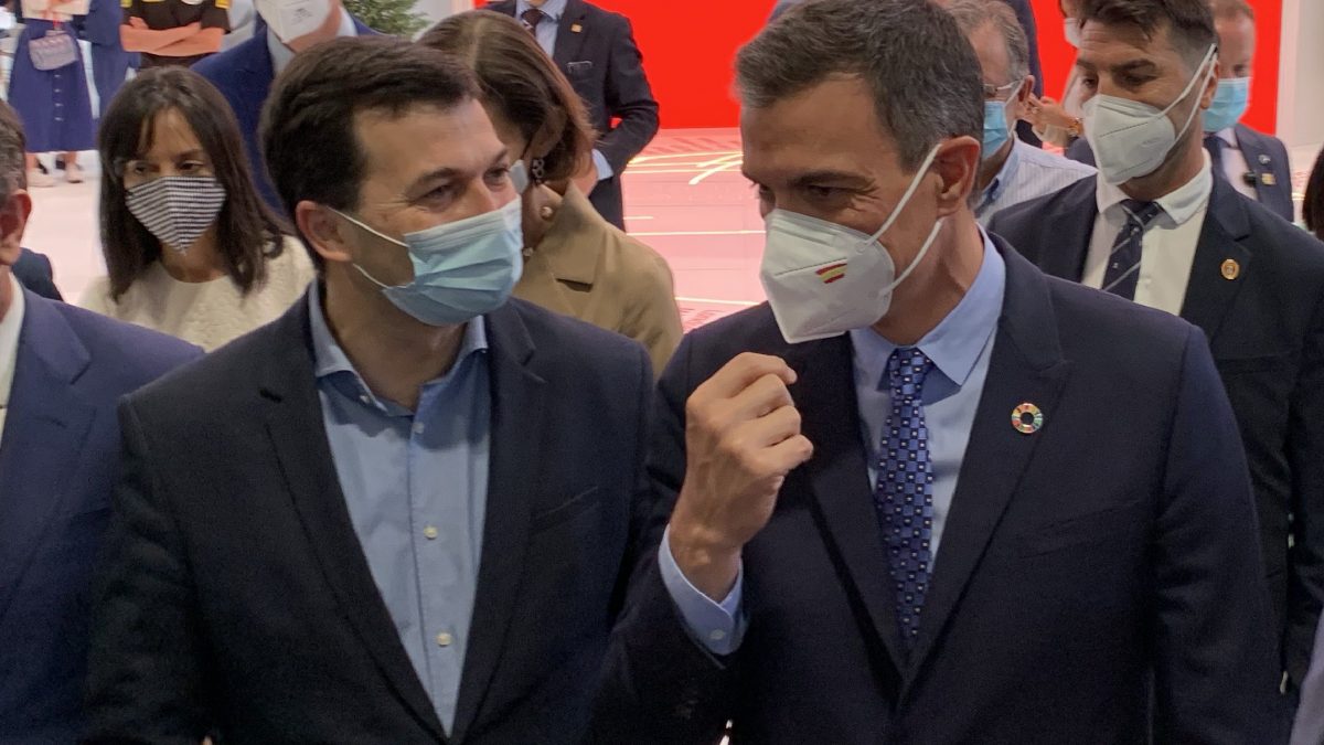 Gonzalo Caballero e Pedro Sánchez, hoxe, en Fitur