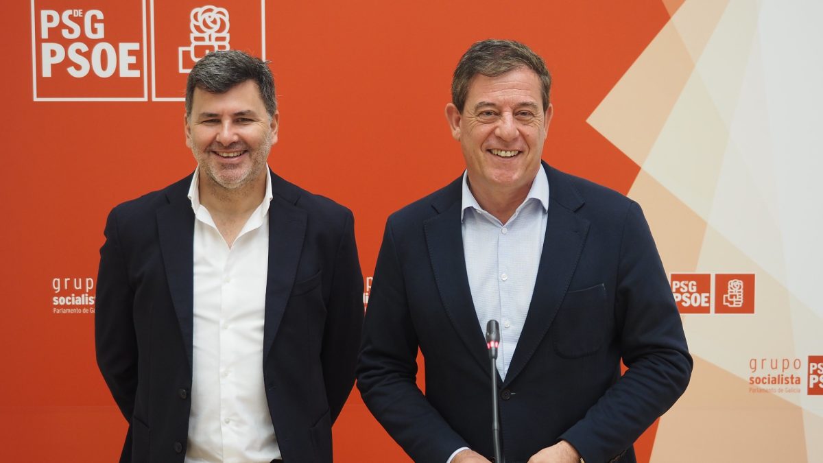 González Casares e Besteiro, durante a comparecencia
